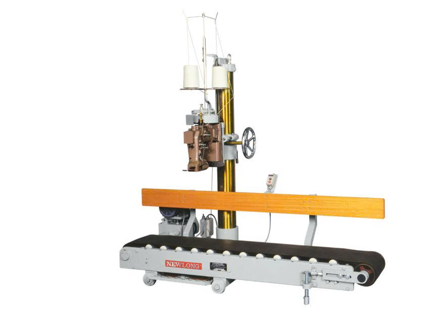 NEWLONG A2-B Bộ chân trụ máy may bao Newlong có băng tải